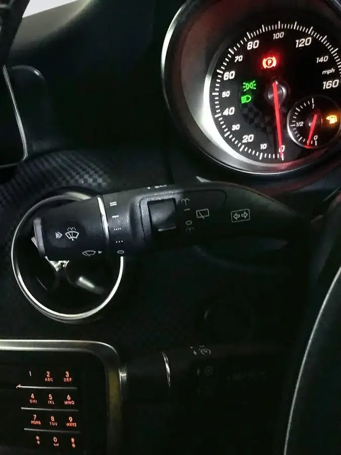 2018-mercedes-benz-a-class-16-a180-sport-edition-ss-7g-dct-big-18