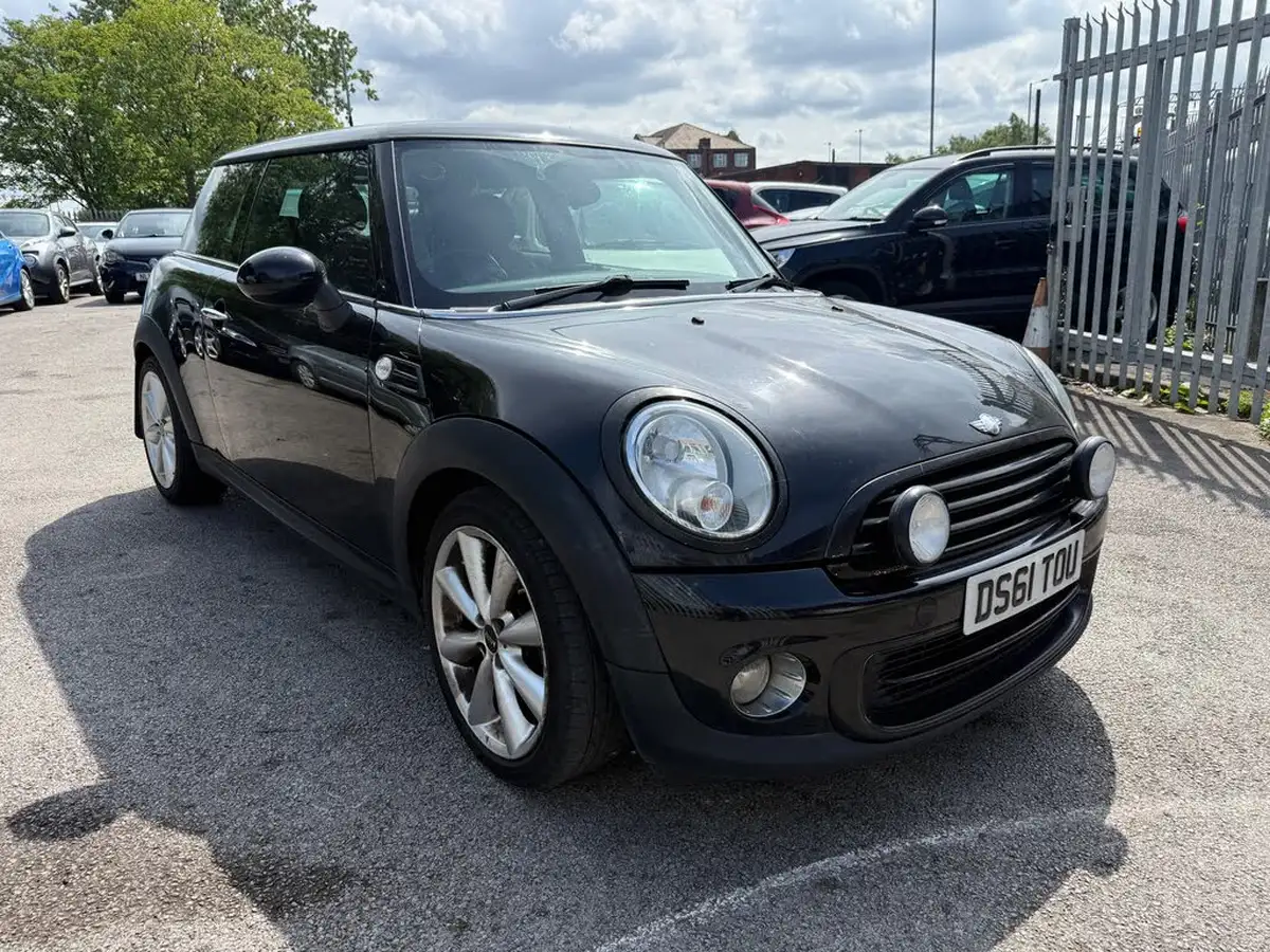 2011-mini-cooper-16td-cooper-d-avenue-hatchback-3d-1598cc-big-13