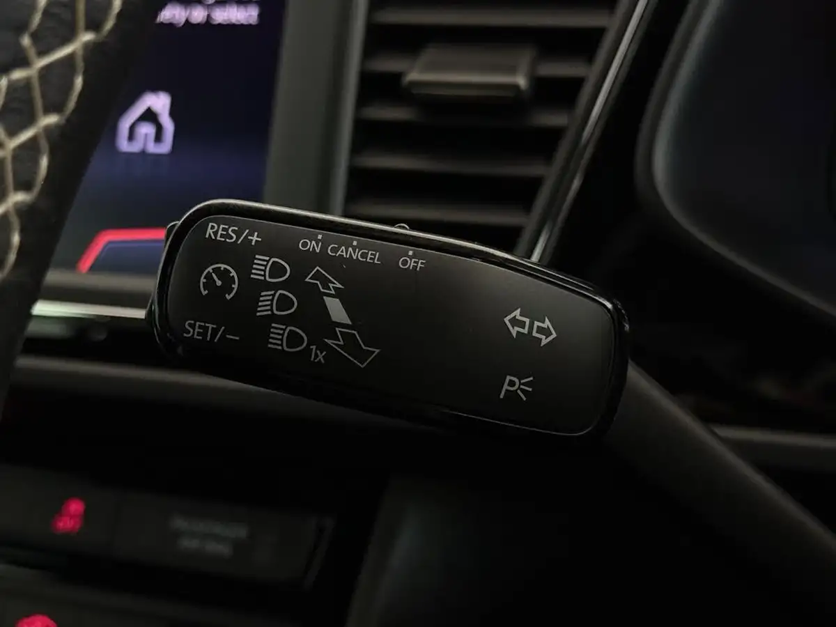 2020-seat-leon-20-tsi-cupra-290-big-22