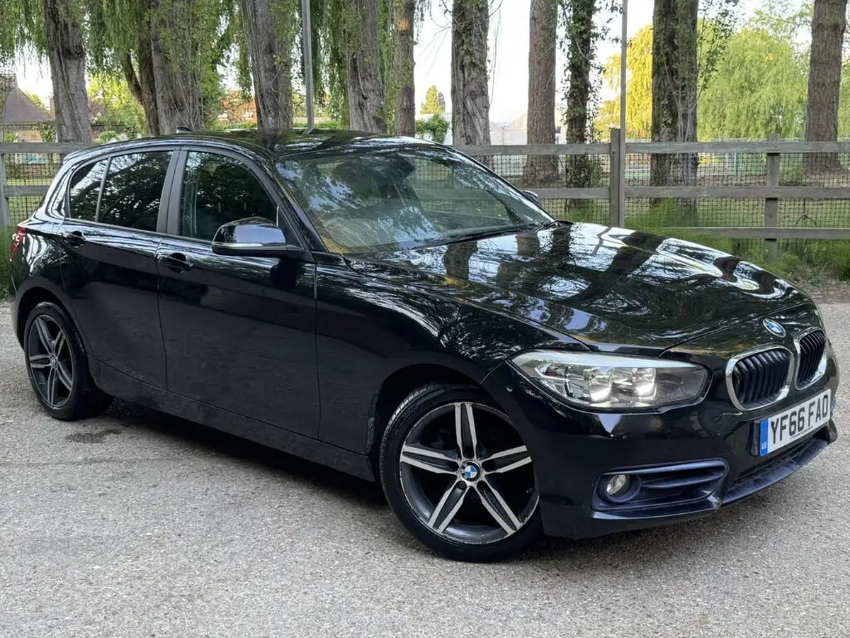 2016-bmw-1-series-15-118i-sport-5d-big-2