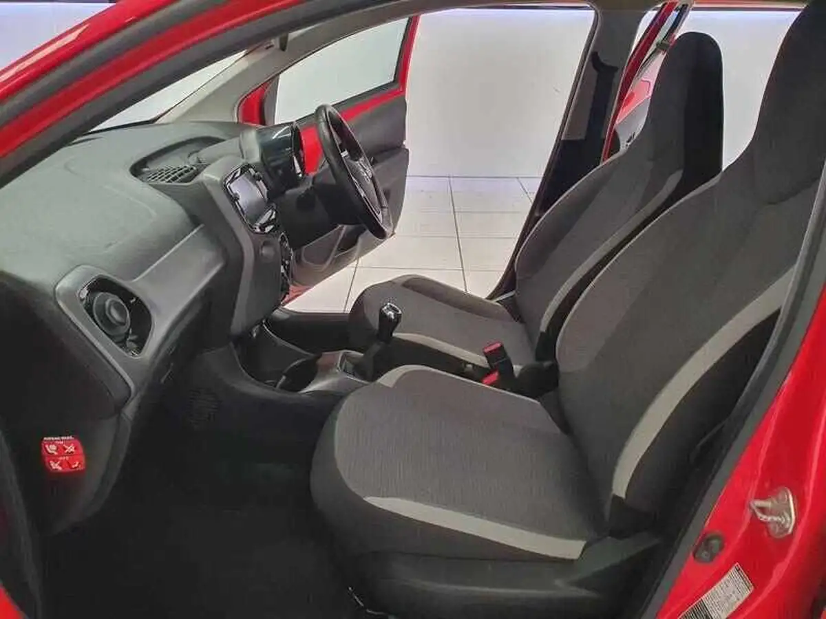 2021-toyota-aygo-10-vvt-i-x-play-tss-big-17