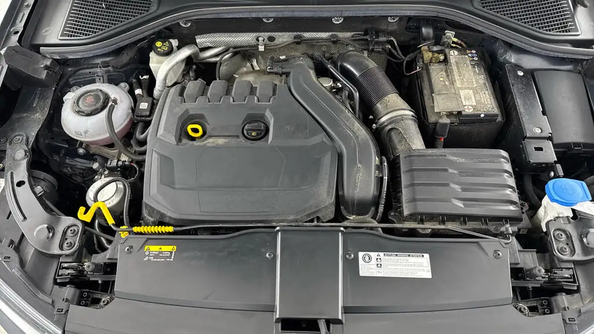 2019-volkswagen-t-roc-15-tsi-se-big-27