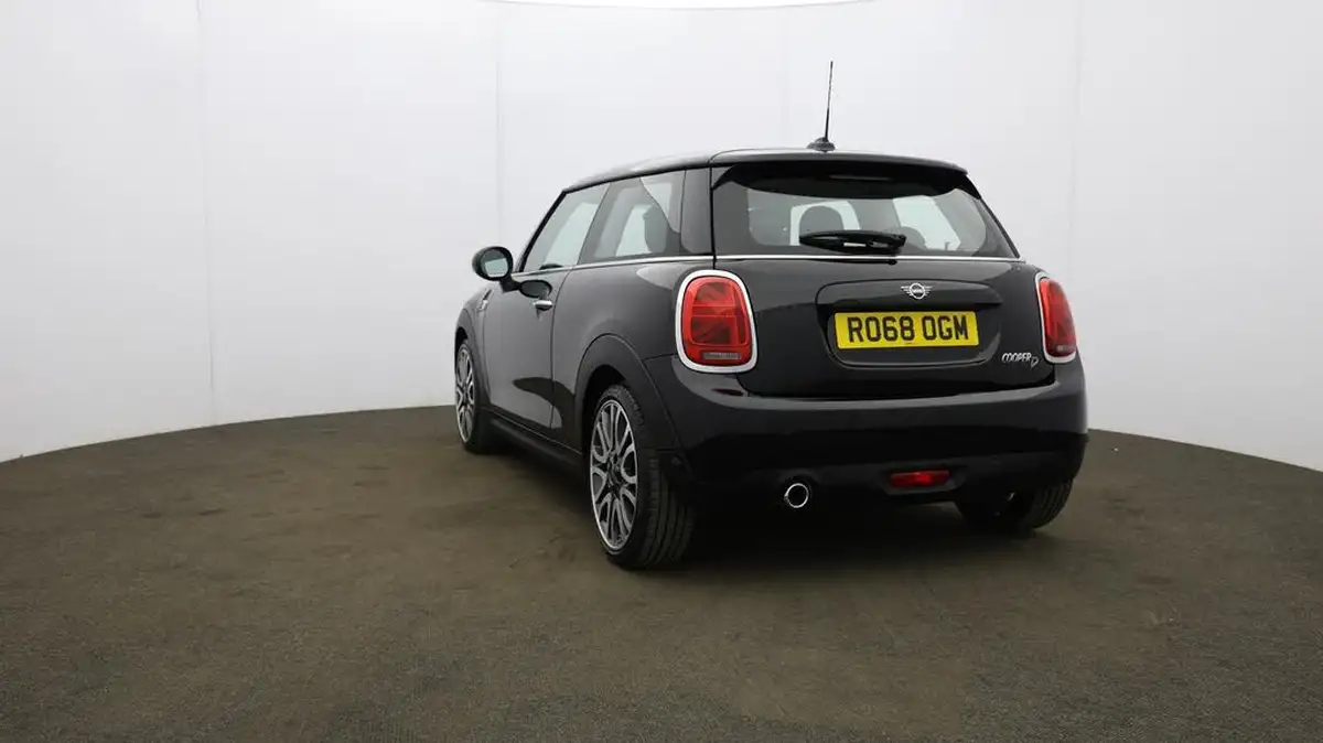 2018-mini-cooper-15td-cooper-d-series-ii-ss-hatchback-3d-dct-big-32