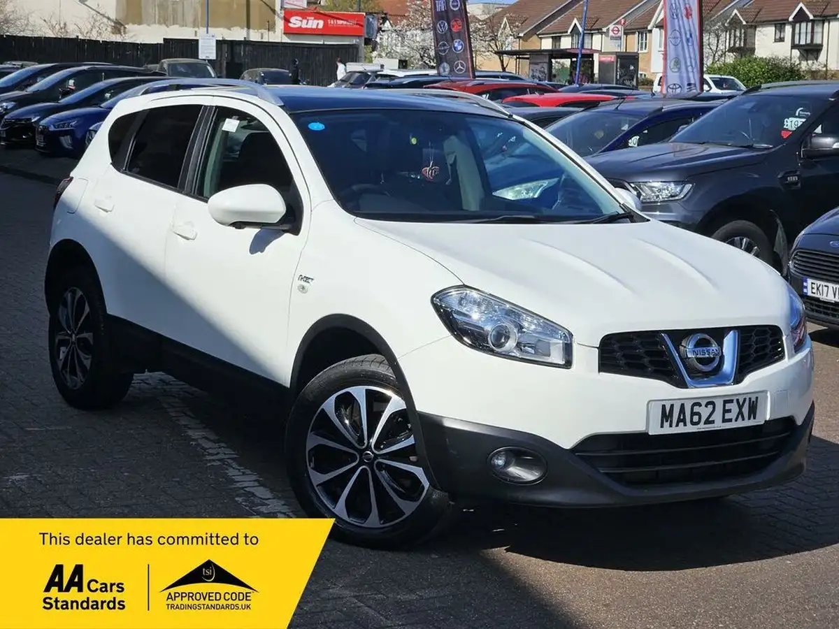 2012-nissan-qashqai-16-n-tec-big-0