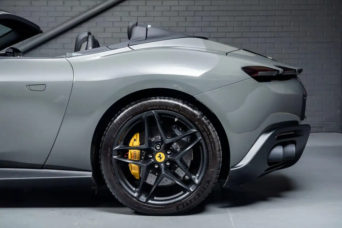 2024-ferrari-roma-38t-v8-spider-f1-dct-euro-6-ss-2dr-big-36