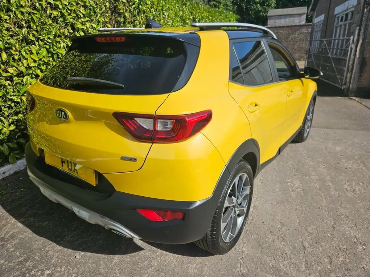 2019-kia-stonic-10-t-gdi-4-big-2