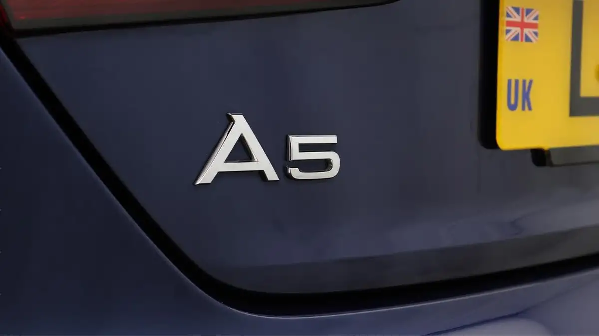 2021-audi-a5-20-35-tdi-s-line-coupe-2d-big-20