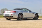 2009-aston-martin-vantage-43-convertible-sportshift-small-13
