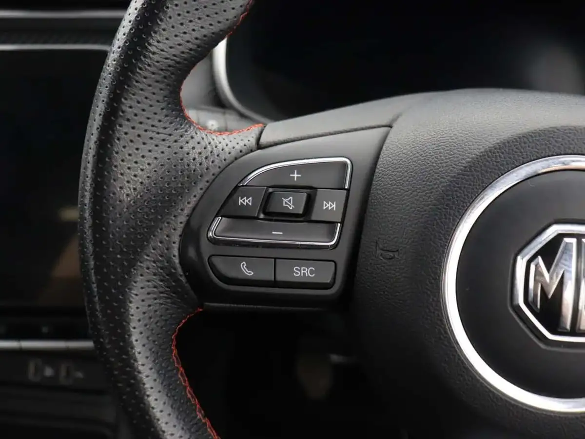 2022-mg-zs-suv-15-vti-tech-exclusive-big-26