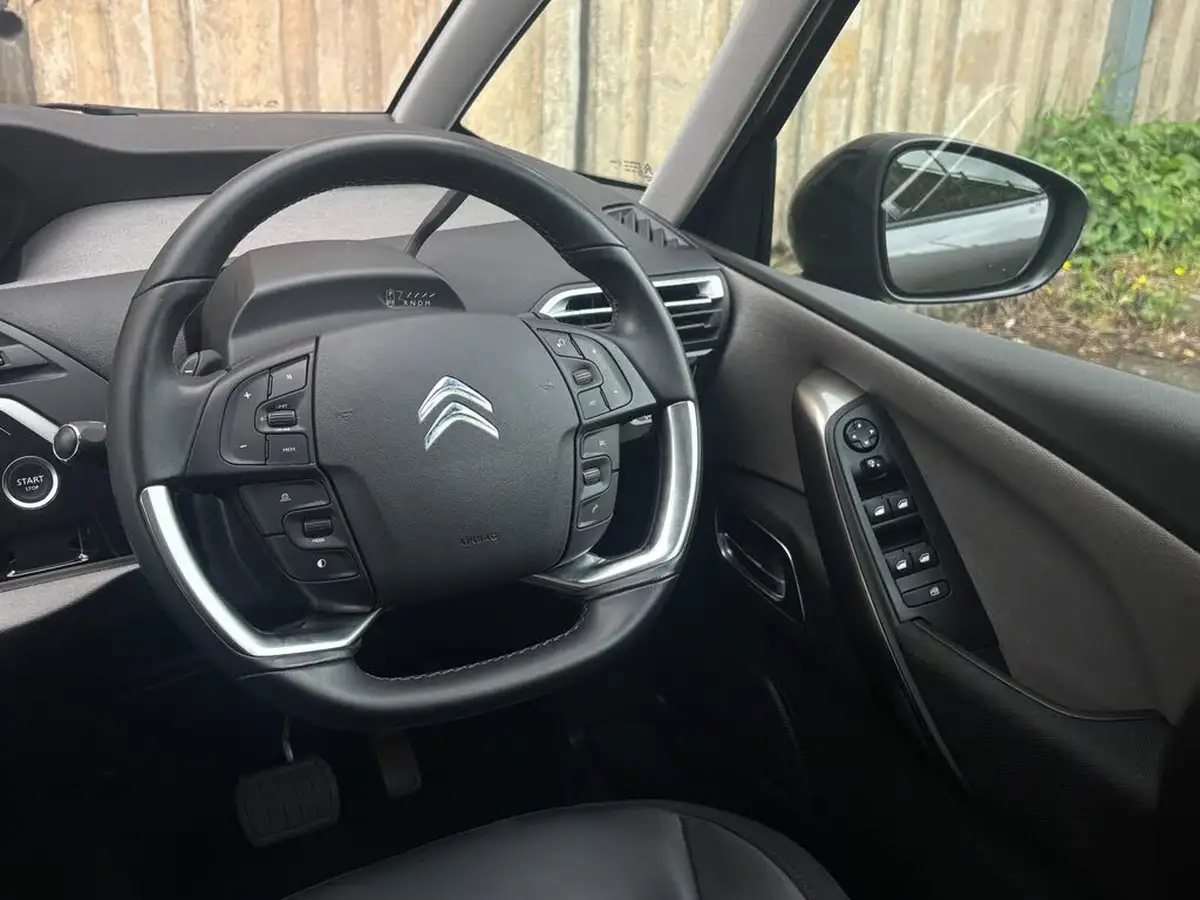 2021-citroen-grand-c4-spacetourer-15bluehdi-shine-eat8-big-5