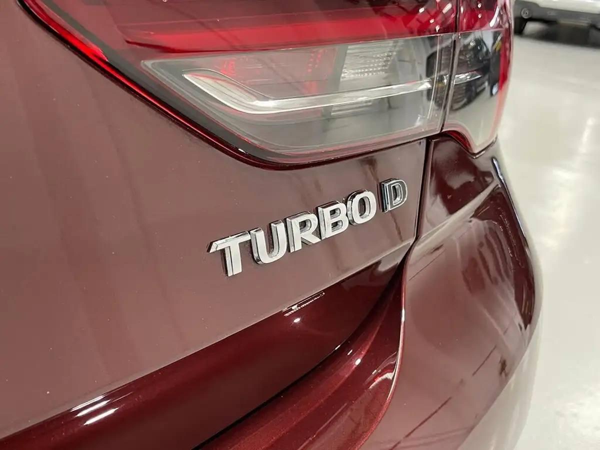 2018-vauxhall-insignia-grand-sport-20td-sri-vx-line-nav-big-42