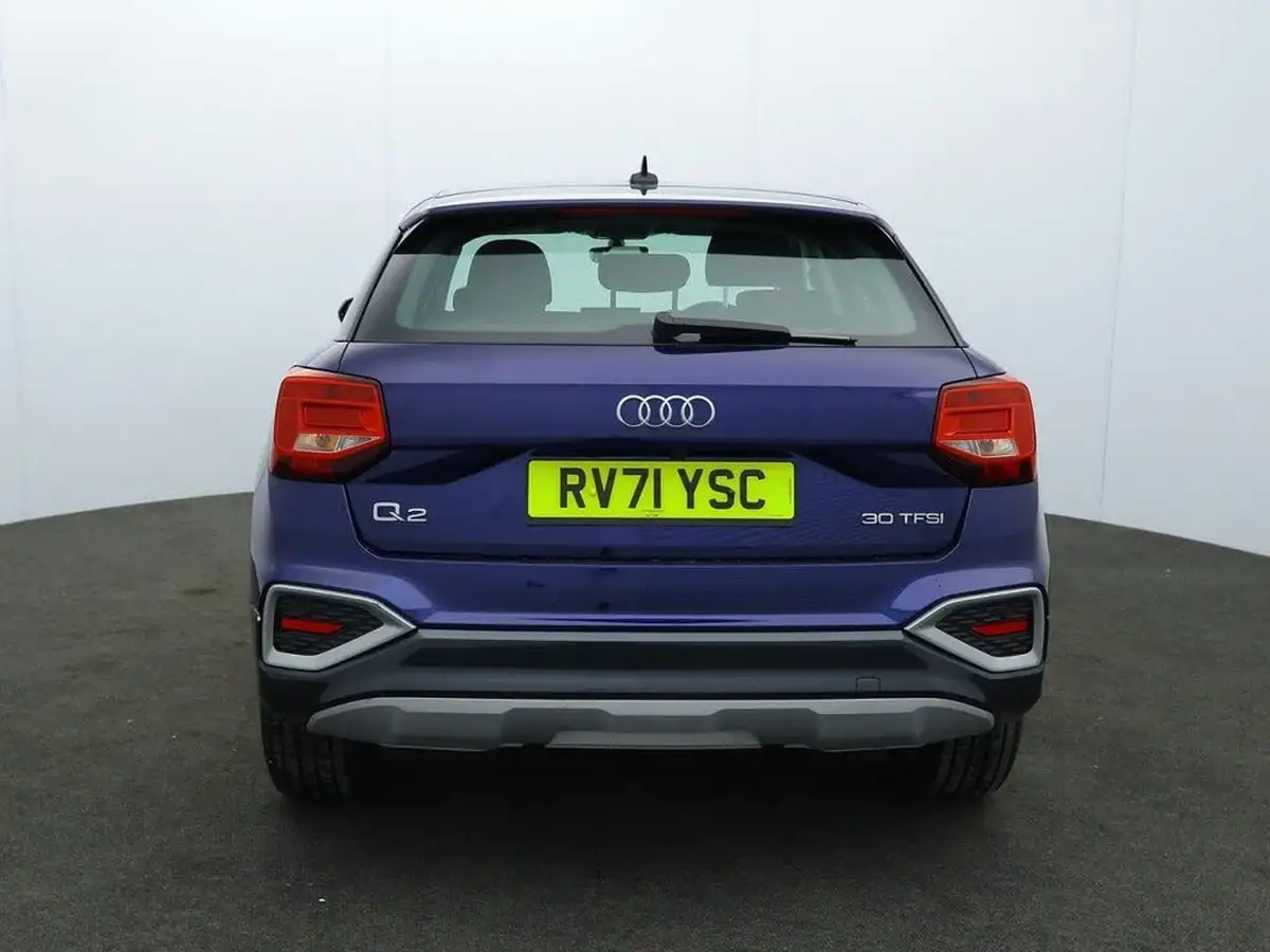 2021-audi-q2-10-30-tfsi-sport-big-8