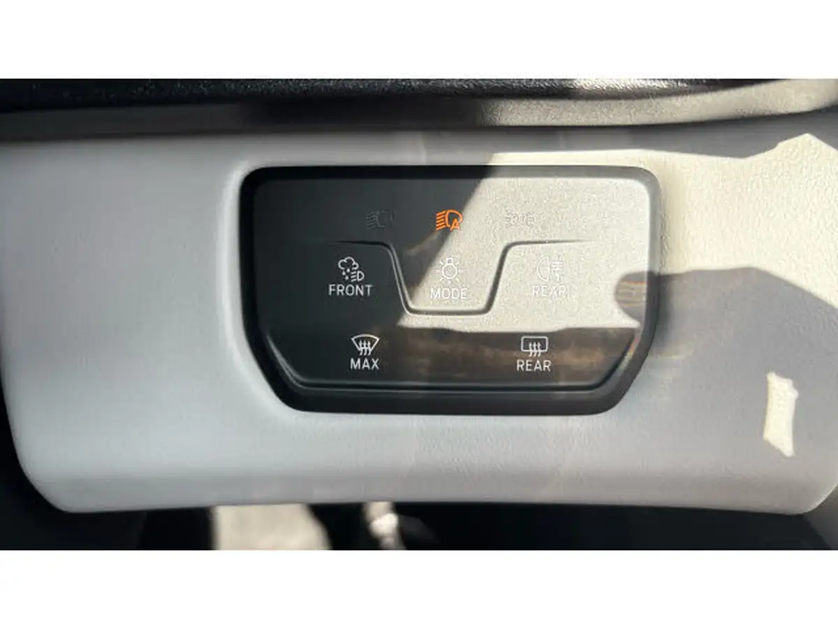 2024-ford-explorer-e-premium-286ps-77kwh-big-22