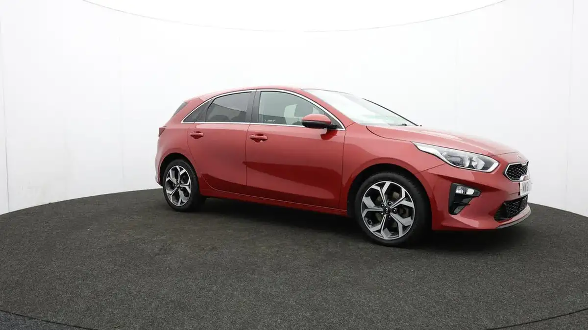 2021-kia-ceed-16crdi-3-48v-mhev-hatchback-big-48
