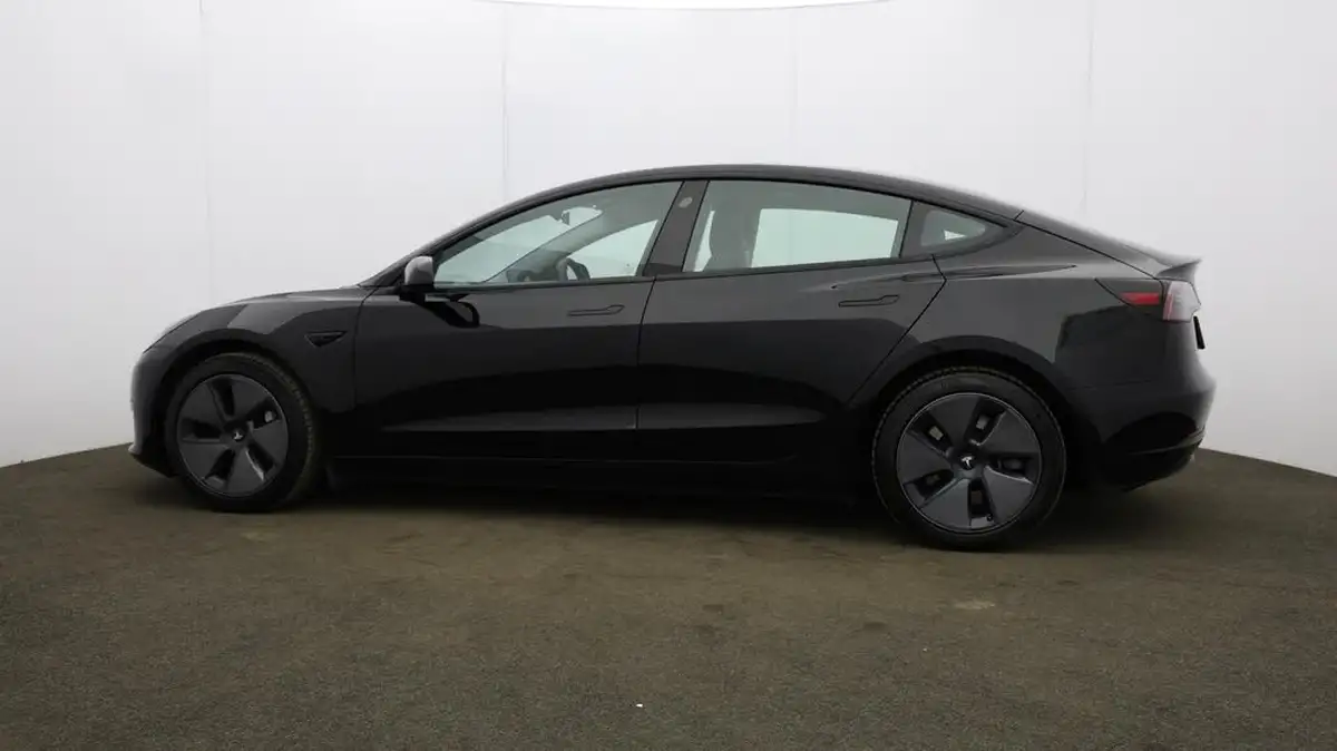 2021-tesla-model-3-e-standard-plus-big-69