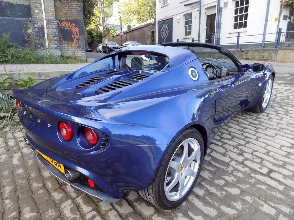 2001-lotus-elise-18-big-35