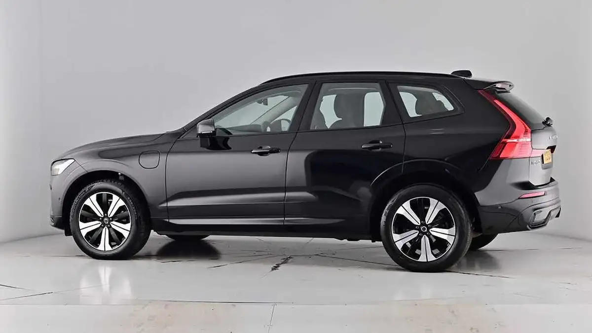 2023-volvo-xc60-20-b5-plus-big-65