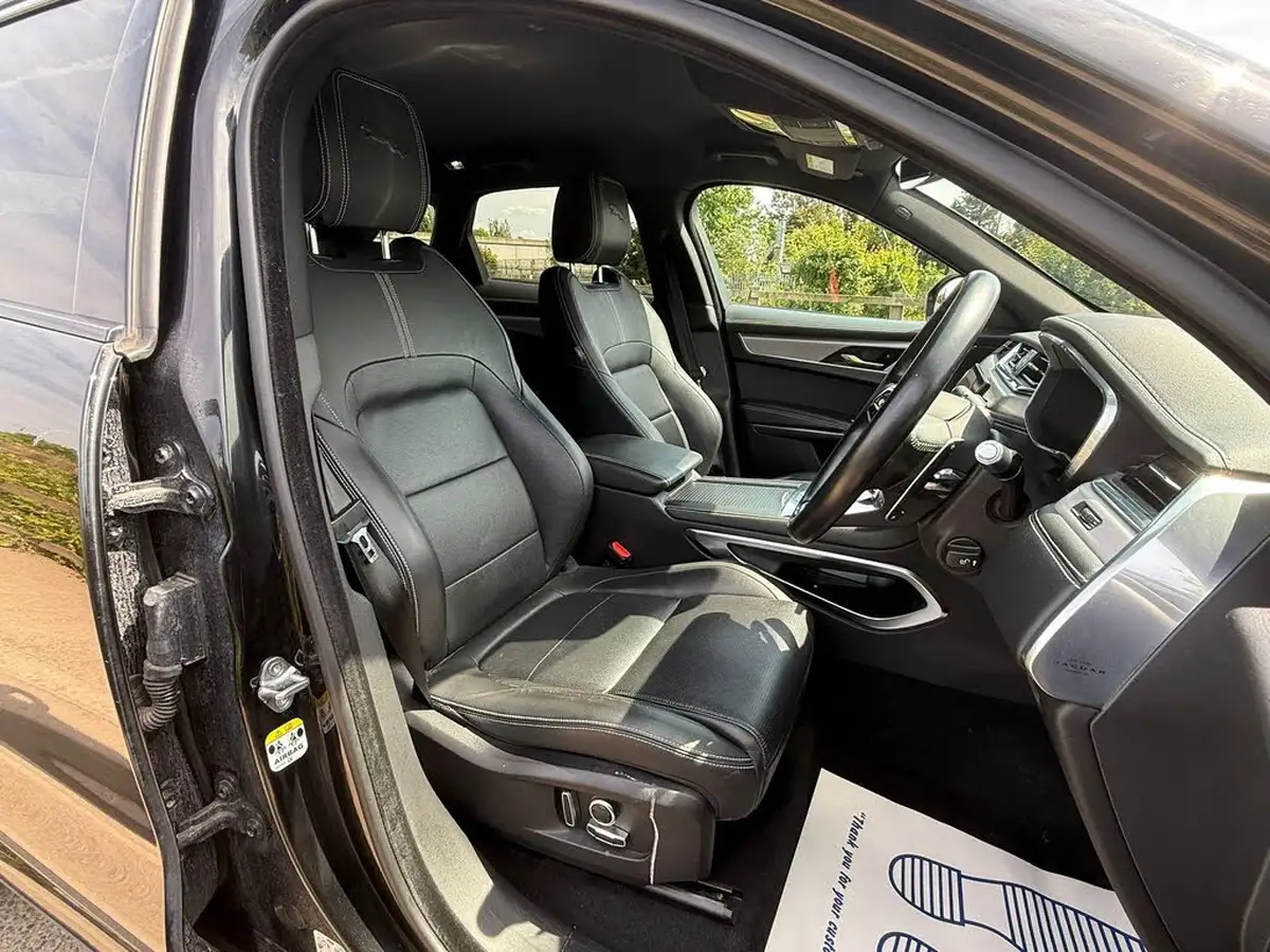 2022-jaguar-f-pace-20-p400e-r-dynamic-s-big-1