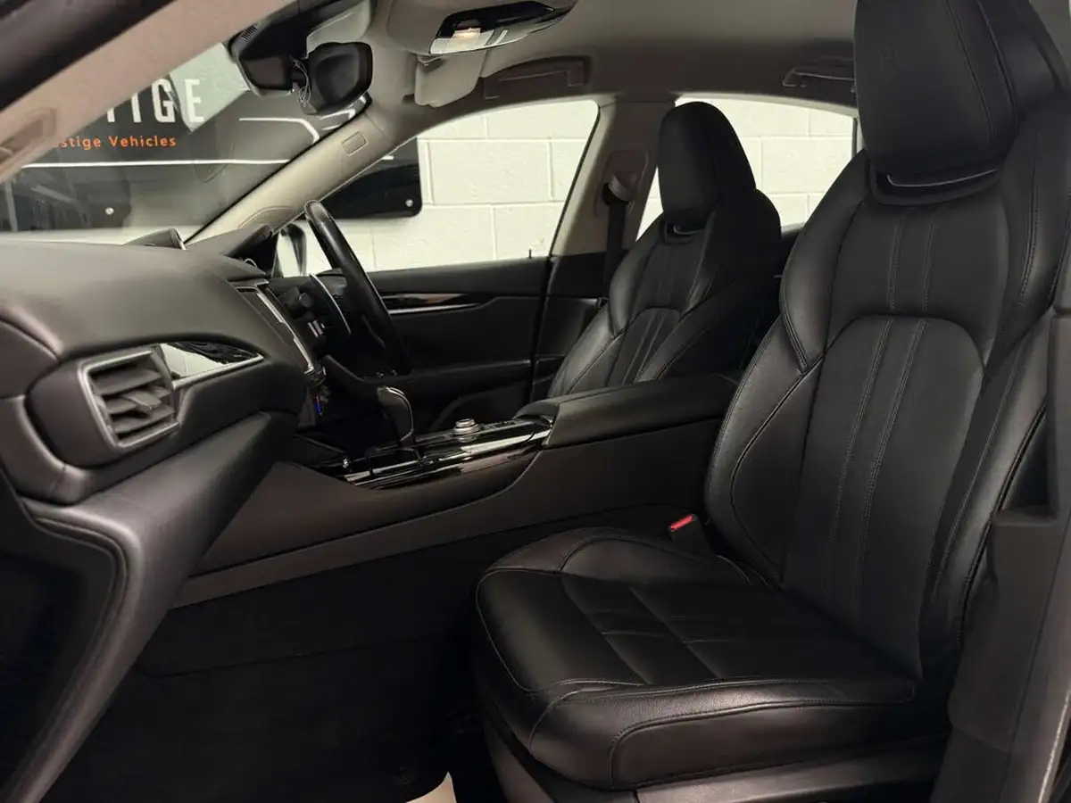 2018-maserati-levante-30td-gransport-nerissimo-edition-big-16