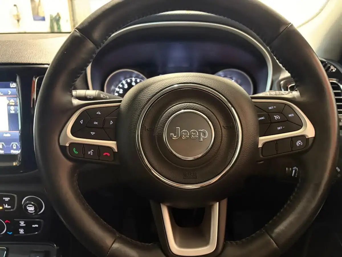 2020-jeep-compass-14-multiair-ii-night-eagle-big-13