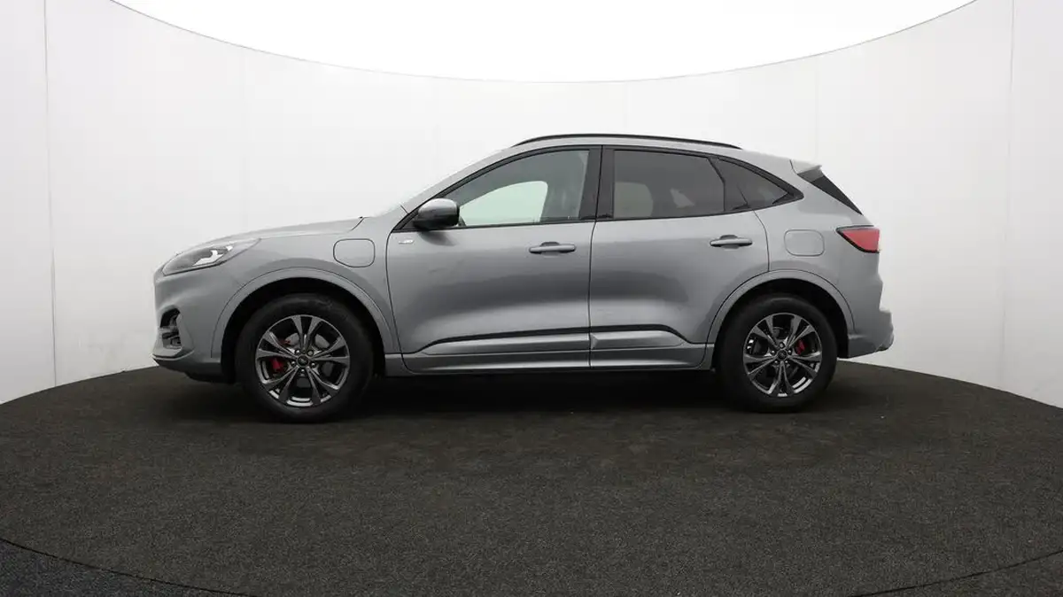2022-ford-kuga-big-69