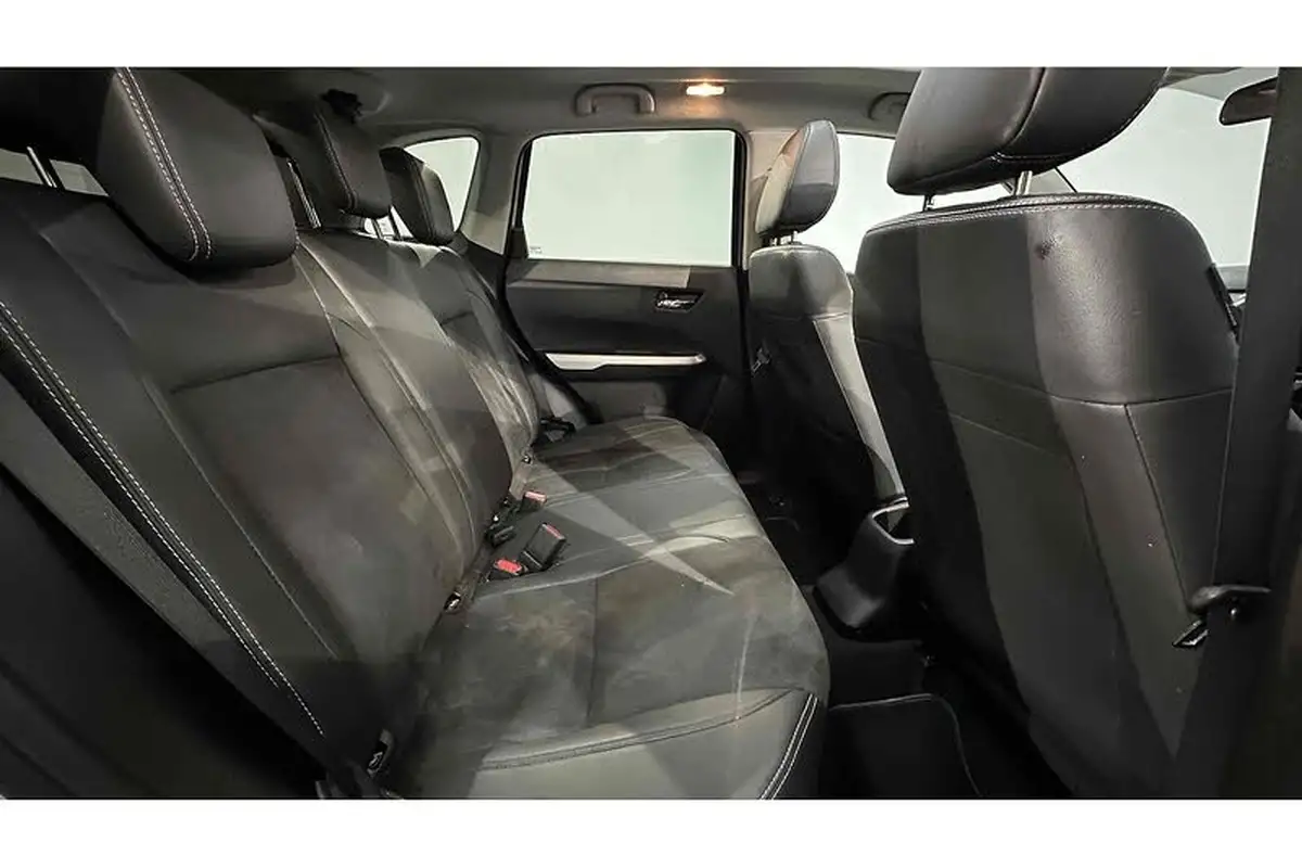 2018-suzuki-vitara-16-sz5-big-26