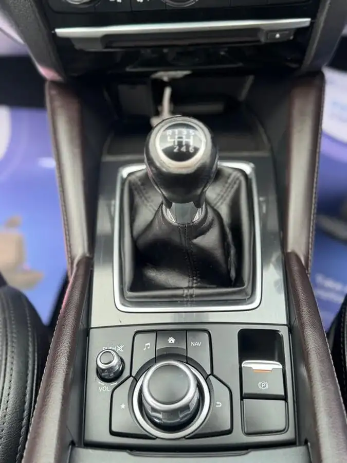 2015-mazda-mazda6-22td-sport-nav-175ps-tourer-5d-big-45