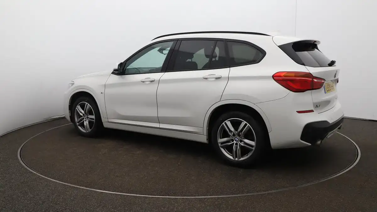 2019-bmw-x1-20-sdrive20i-m-sport-big-36