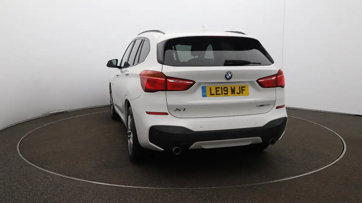 2019-bmw-x1-20-sdrive20i-m-sport-big-60