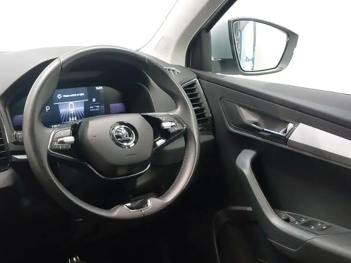 2023-skoda-karoq-15-tsi-se-drive-dsg-big-9