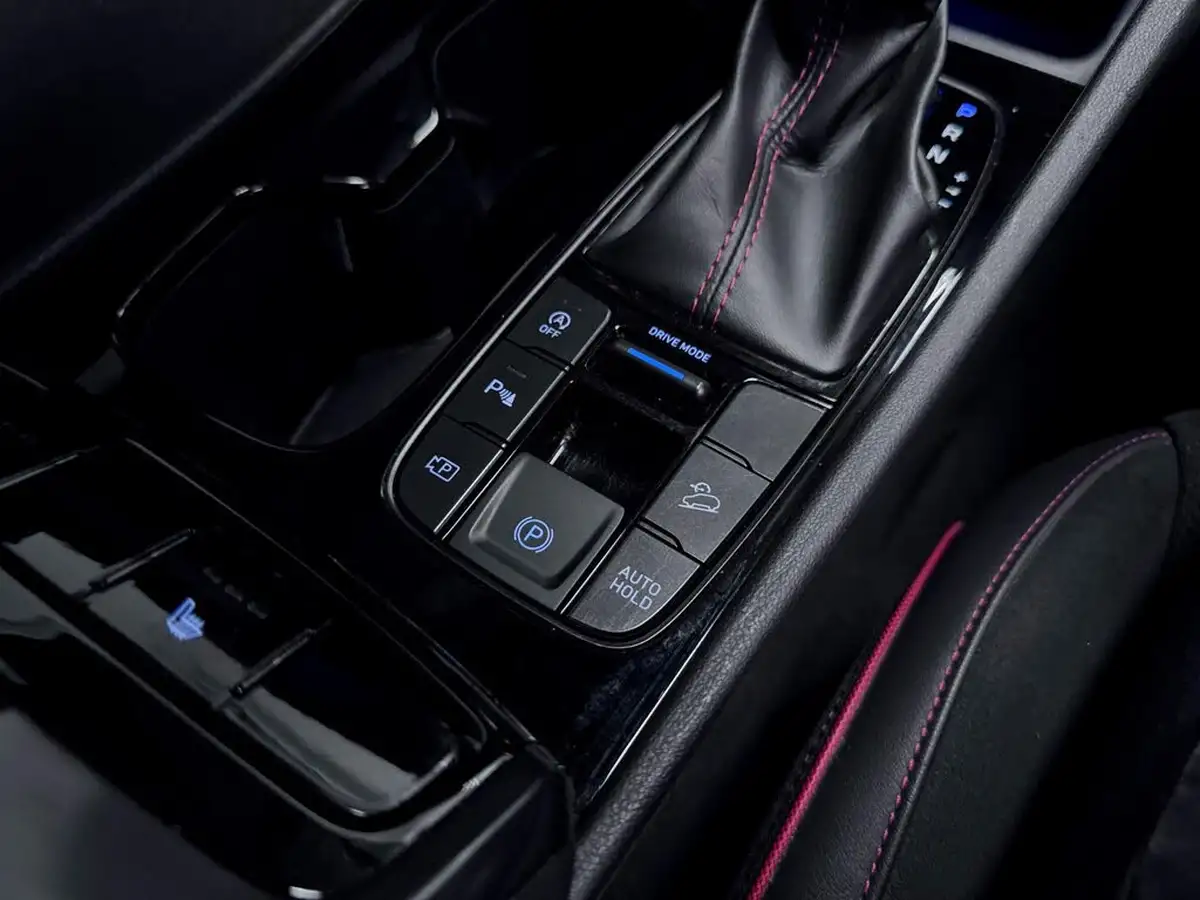 2022-hyundai-tucson-16-t-gdi-n-line-150ps-48-volt-mhev-dct-big-30