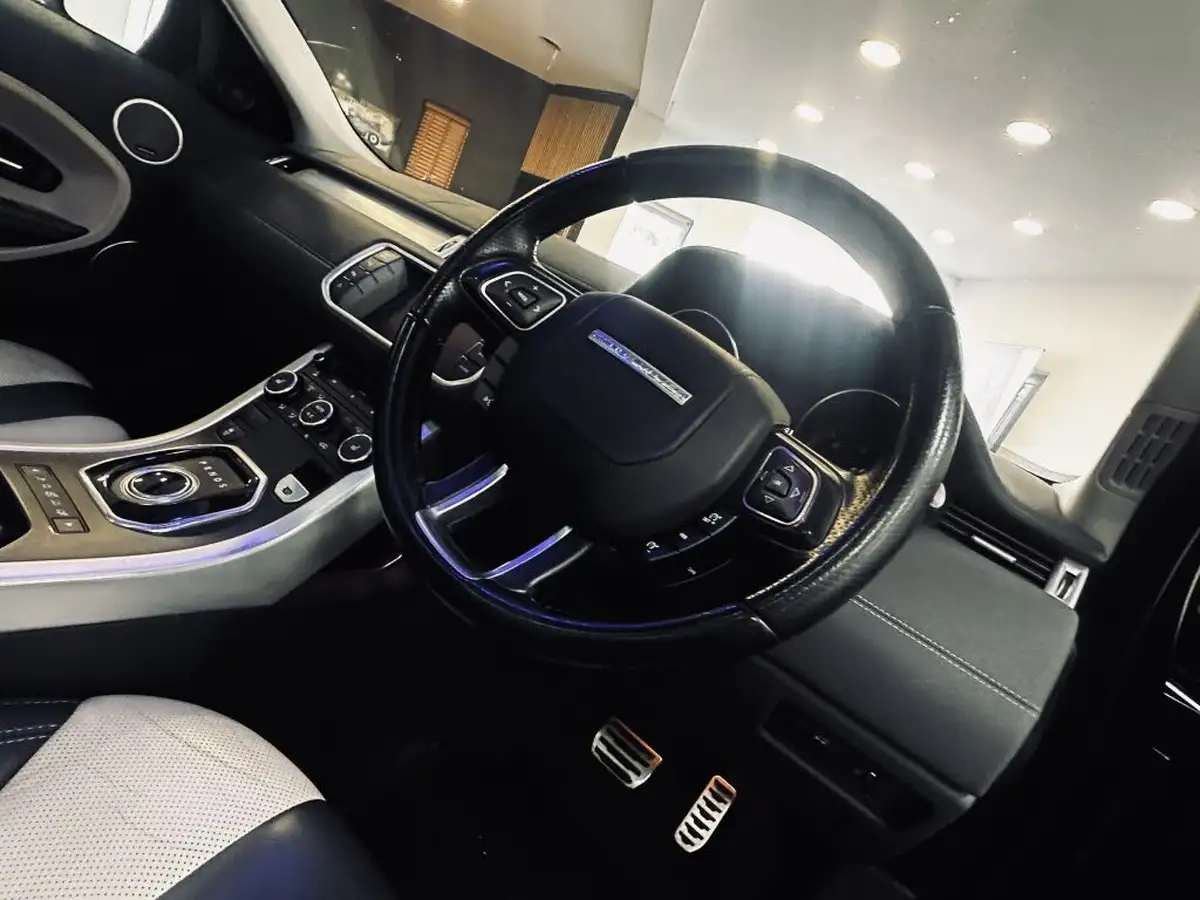 2013-land-rover-range-rover-evoque-22td-dynamic-hatchback-5d-auto-big-10