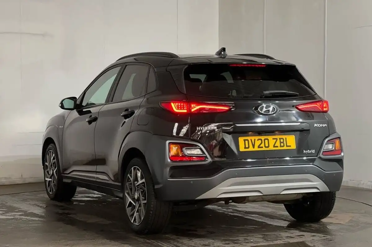 2020-hyundai-kona-16-gdi-premium-se-big-24