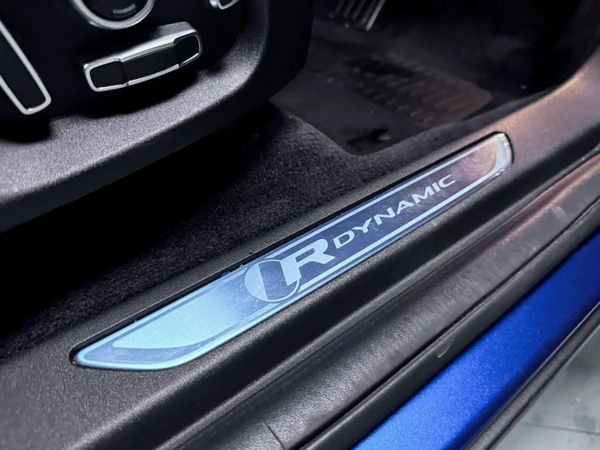 2021-jaguar-e-pace-20-d200-r-dynamic-hse-big-21