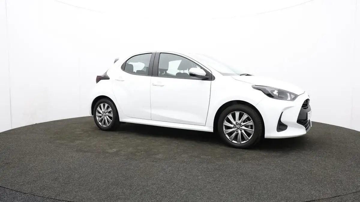 2022-toyota-yaris-15-vvt-i-icon-big-48