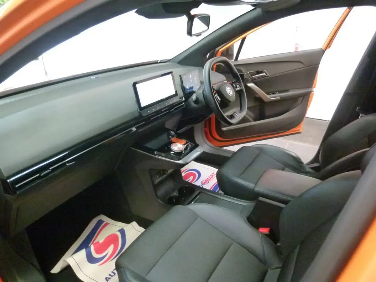 2023-mg-mg4-e-trophy-ev-203ps-long-big-14