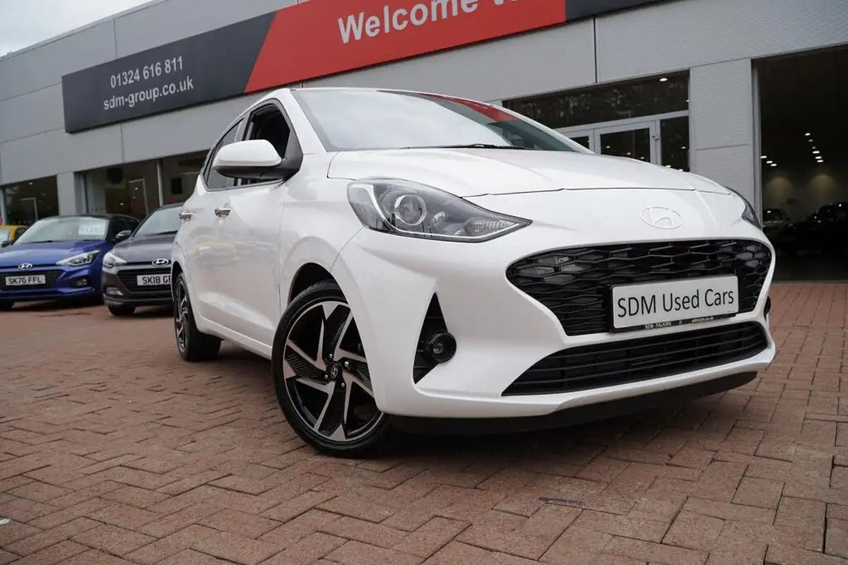 2024-hyundai-i10-12-premium-84ps-big-1