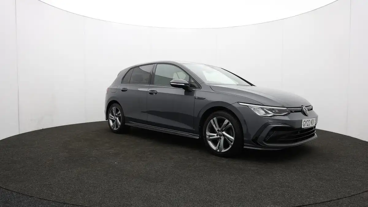 2022-volkswagen-golf-15-etsi-r-line-150ps-hatchback-big-48
