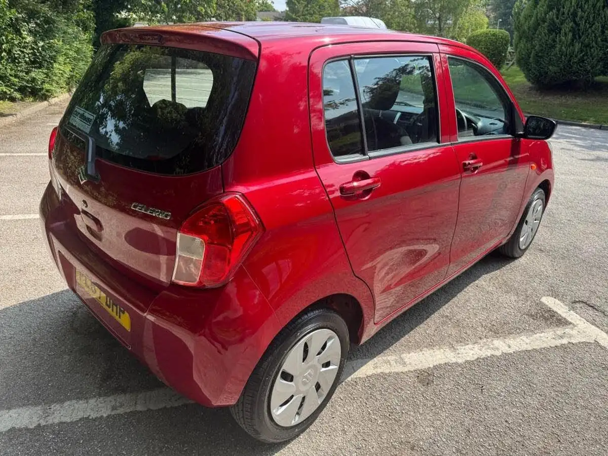 2018-suzuki-celerio-10-sz2-big-4