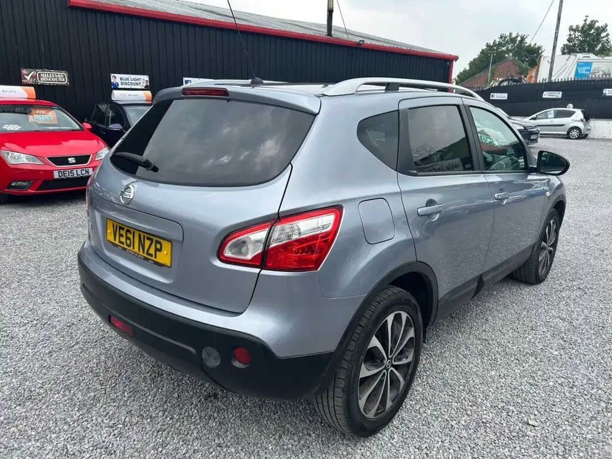2012-nissan-qashqai-16-n-tec-big-8