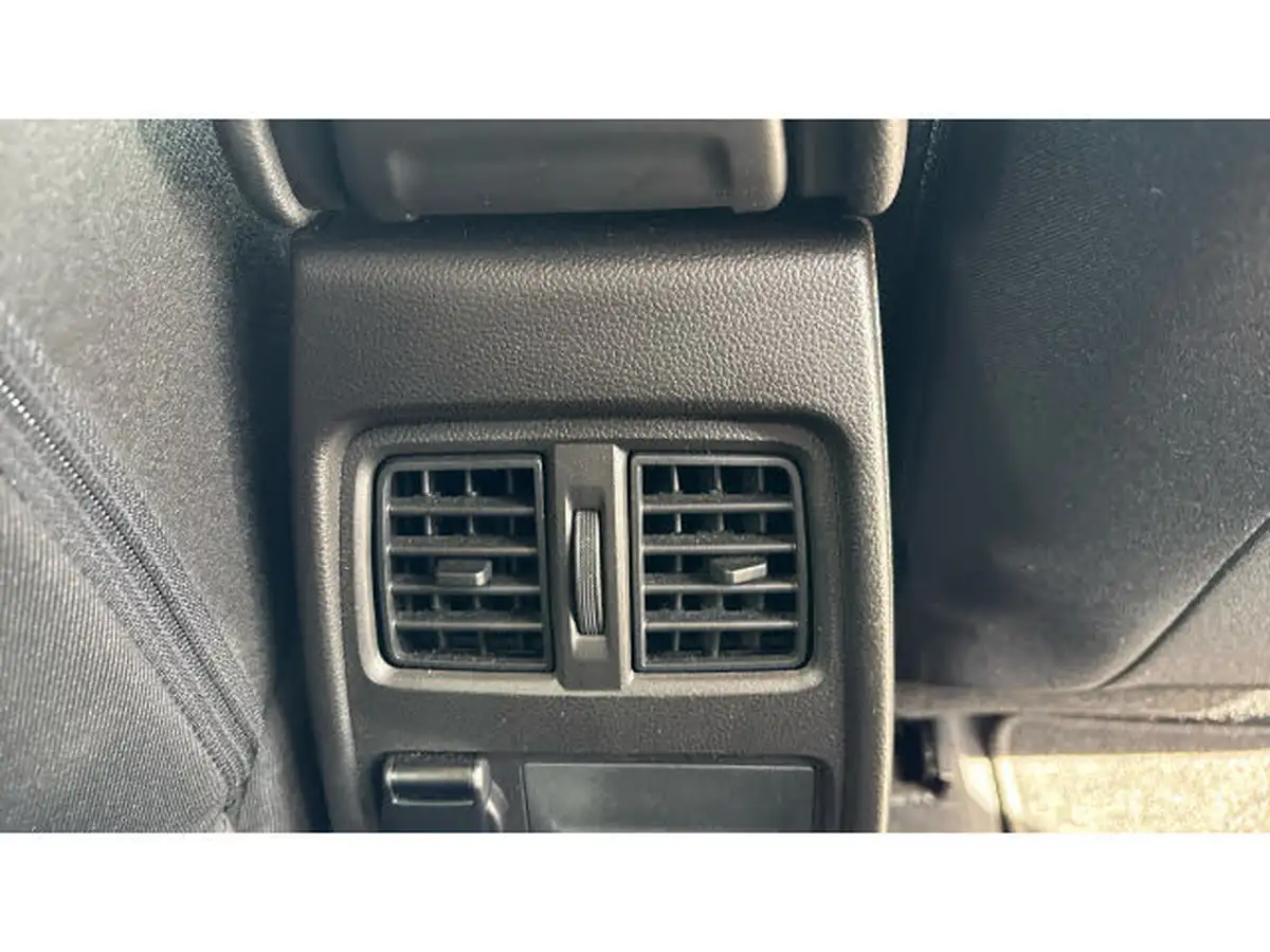 2021-renault-captur-13-tce-iconic-140ps-big-37