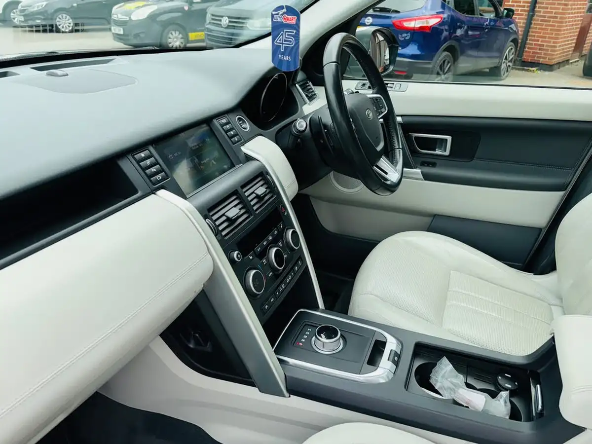2016-land-rover-discovery-sport-20td4-hse-180ps-4x4-auto-big-8