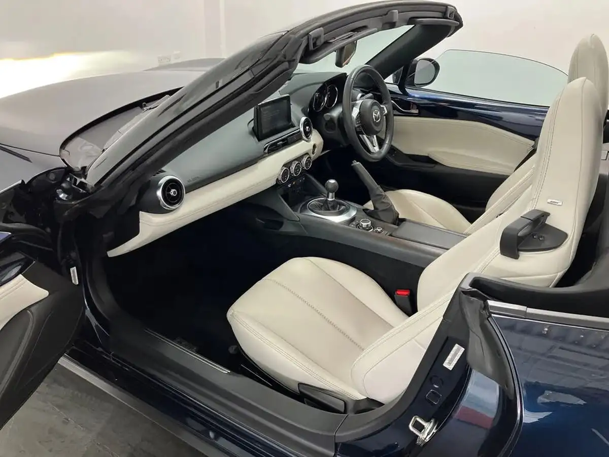 2023-mazda-mx-5-15-kizuna-big-35