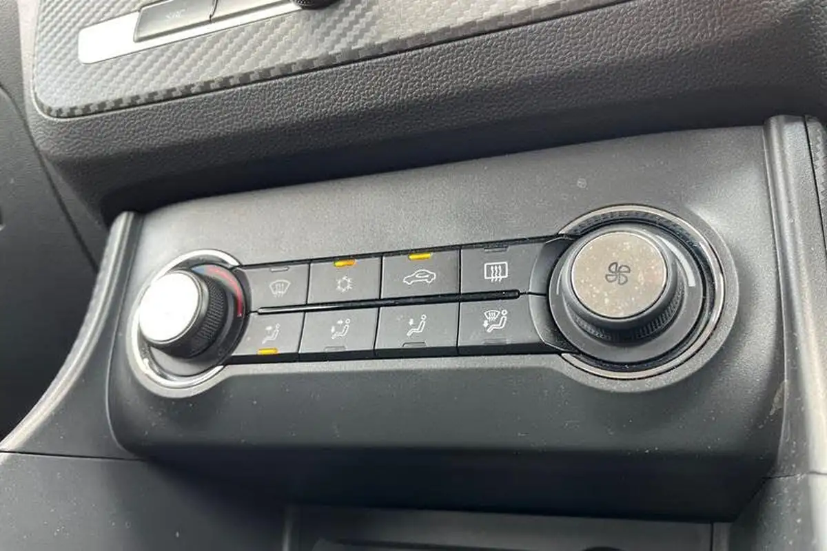 2018-mg-zs-suv-15-vti-tech-excite-big-21