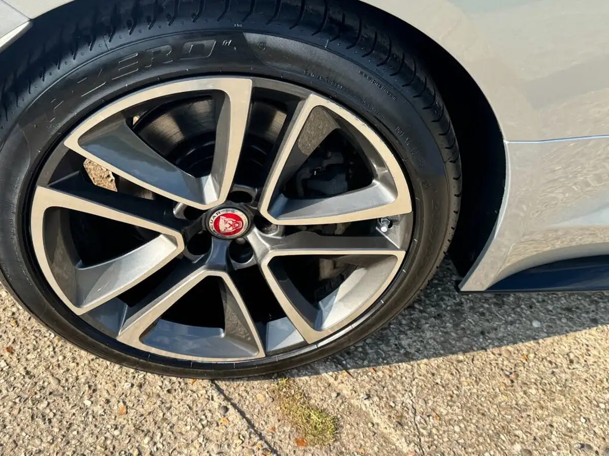 2018-jaguar-f-type-30-v6-sc-r-dynamic-340ps-ss-convertible-auto-big-10
