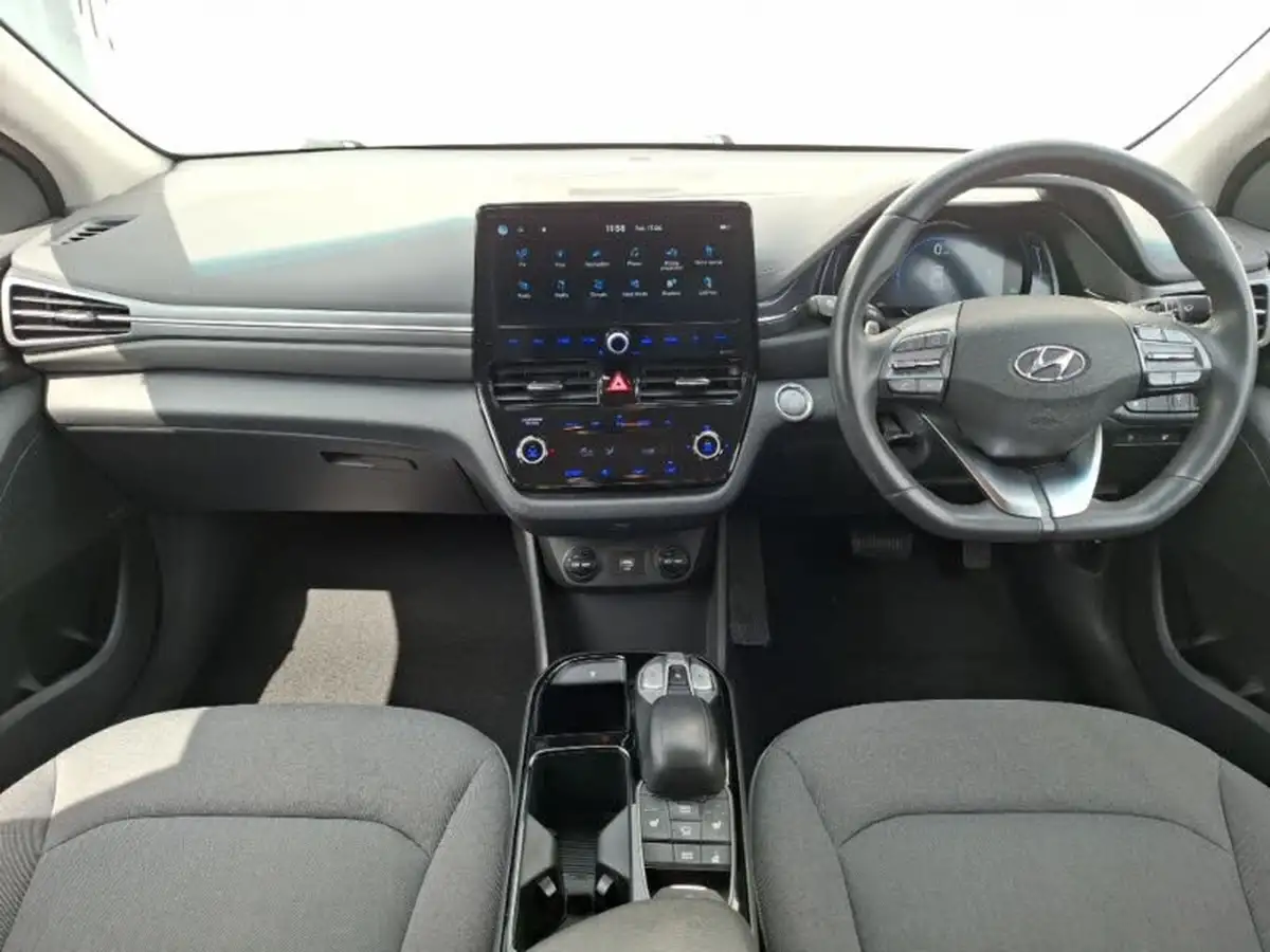 2022-hyundai-ioniq-e-premium-electric-big-2