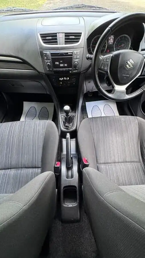 2014-suzuki-swift-12-sz4-94ps-4x4-5d-big-22