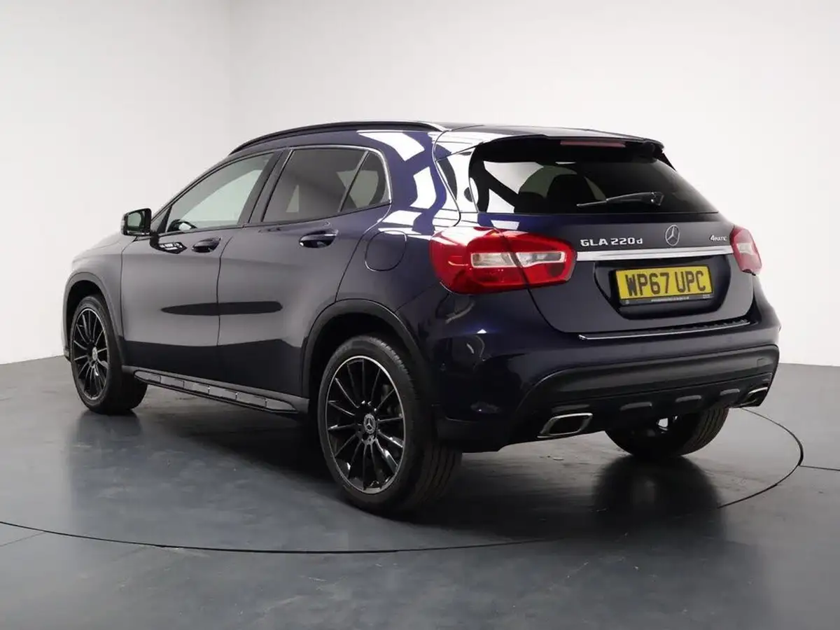 2017-mercedes-benz-gla-class-21d-gla-220d-amg-line-executivess-big-8