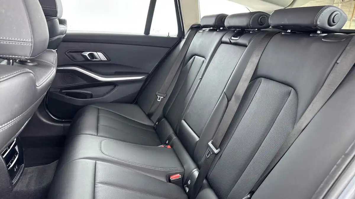 2022-bmw-3-series-20-330e-sport-touring-5d-big-13