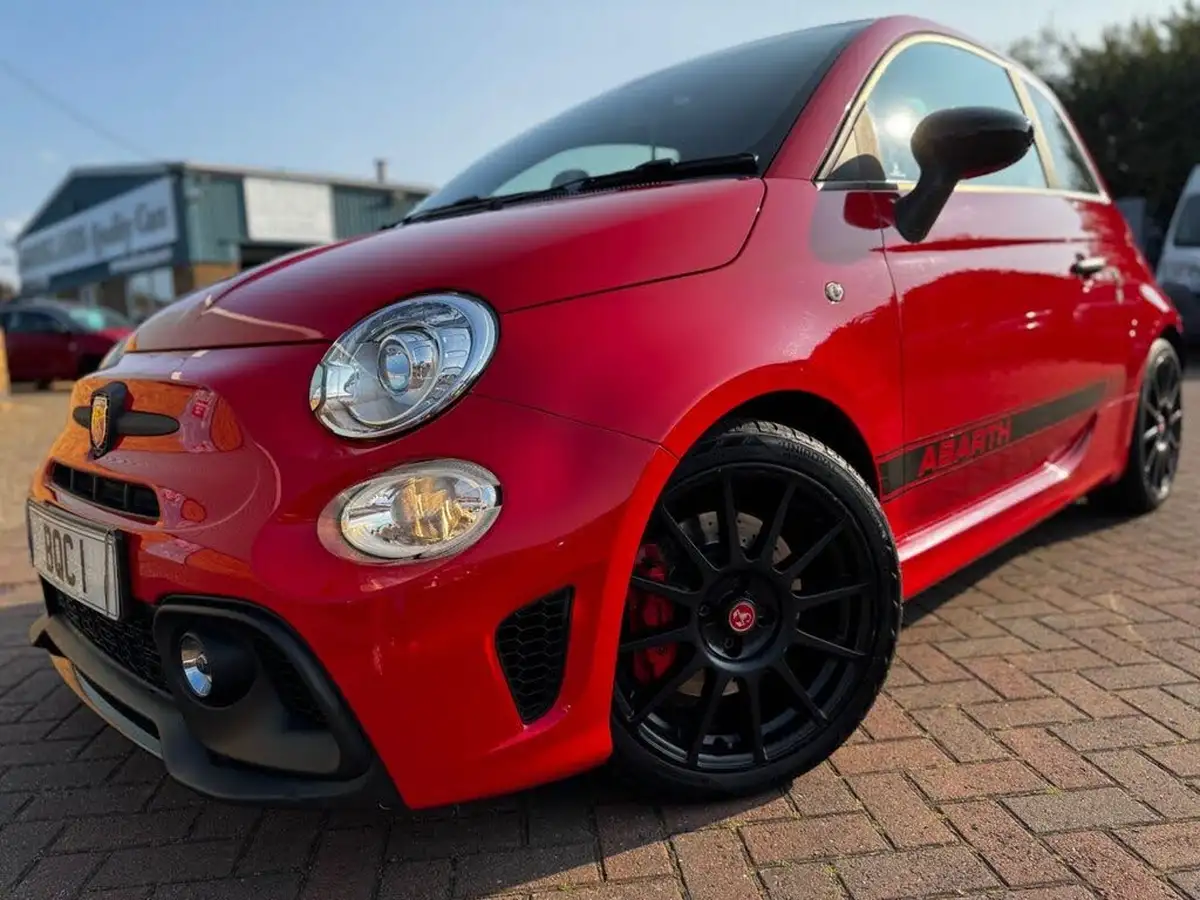 2017-abarth-595-14-tjet-competizione-big-45